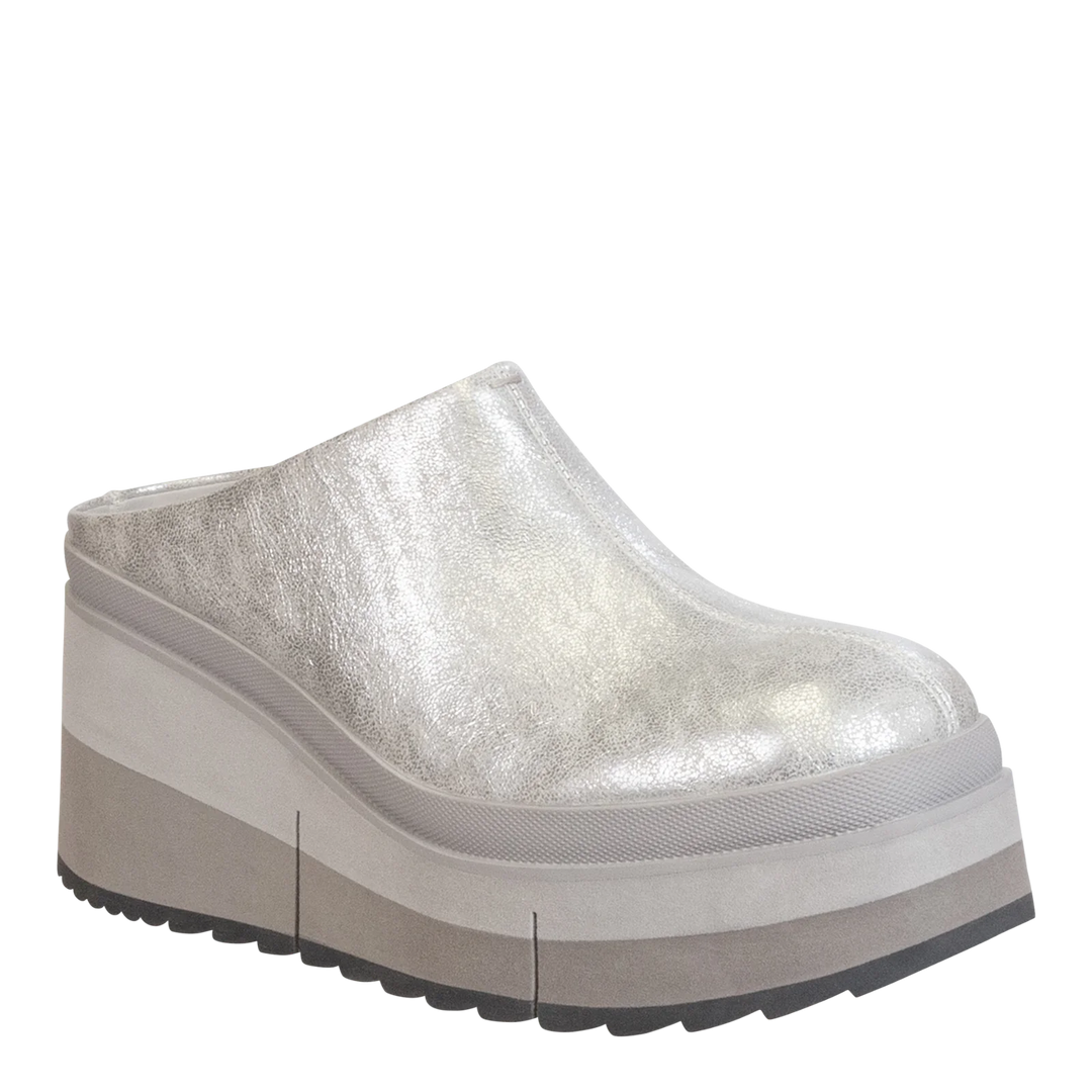Naked Feet Women’s Coach Silver - Orleans Shoe Co.