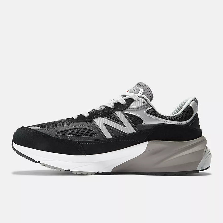 New Balance Women’s W990BK6 Black with White - Orleans Shoe Co.