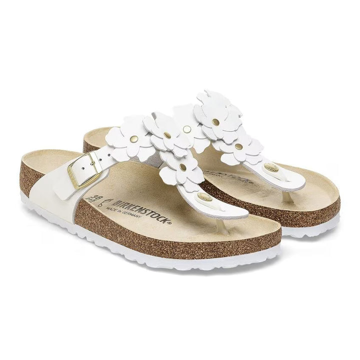 Birkenstock Women's Gizeh Flower Embellishment White - Orleans Shoe Co.