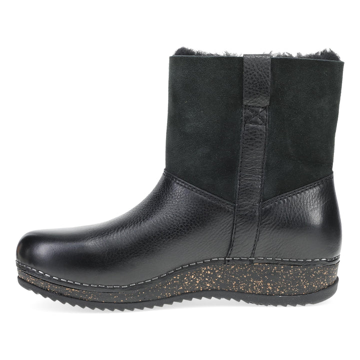 Dansko Women's McKenzie Waxy Milled Black - Orleans Shoe Co.