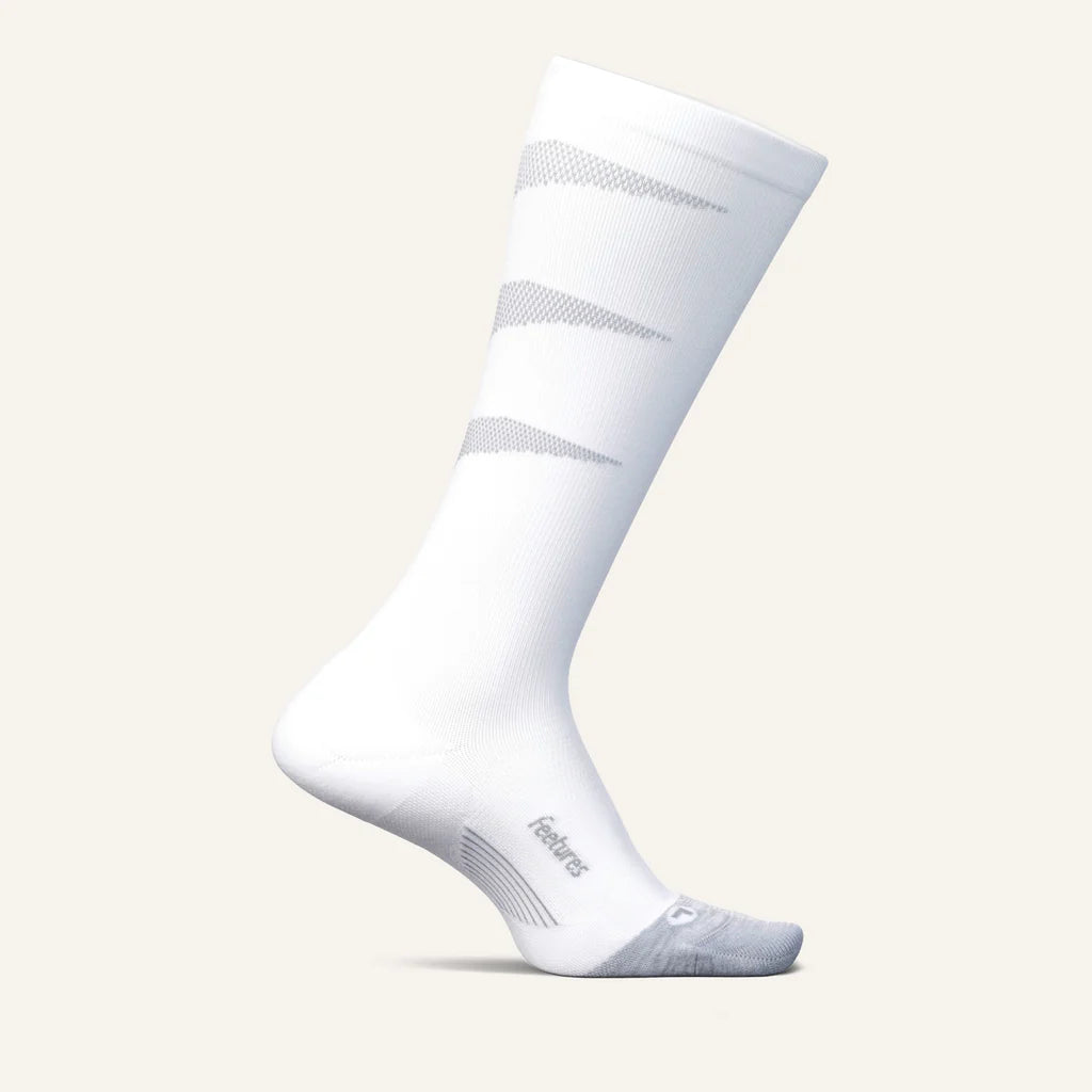 Feetures Graduated Compression Light Cushion Knee High White - Orleans Shoe Co.