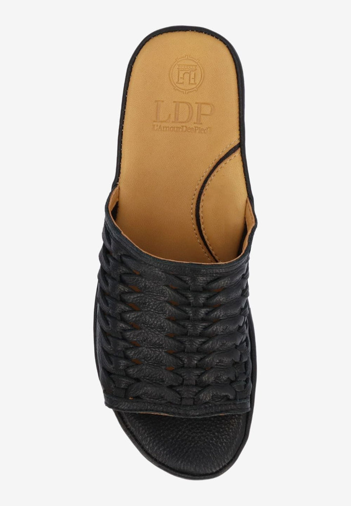 L'Amour Des Pieds Women's Cyra Black Lamba - Orleans Shoe Co.