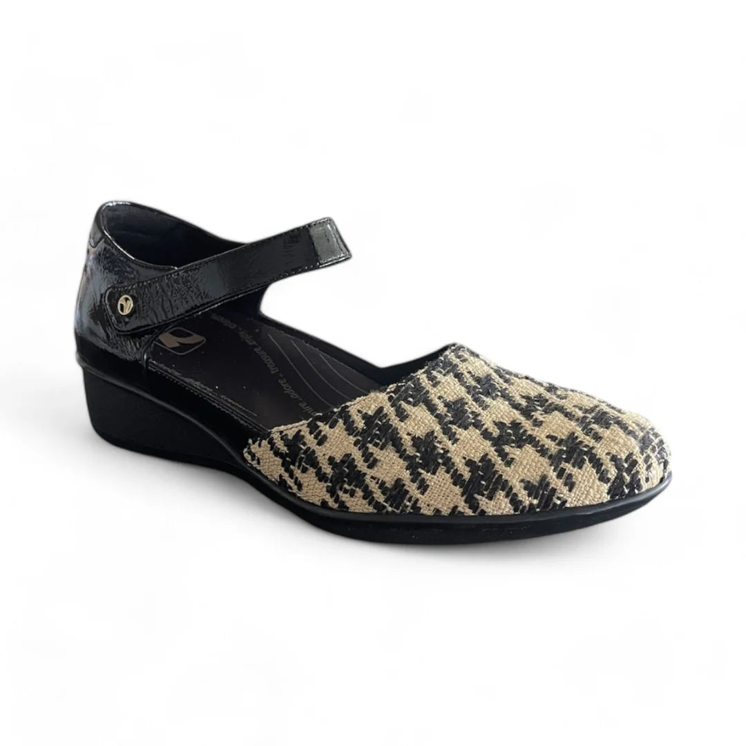 Revere Women's Osaka Houndstooth - Orleans Shoe Co.