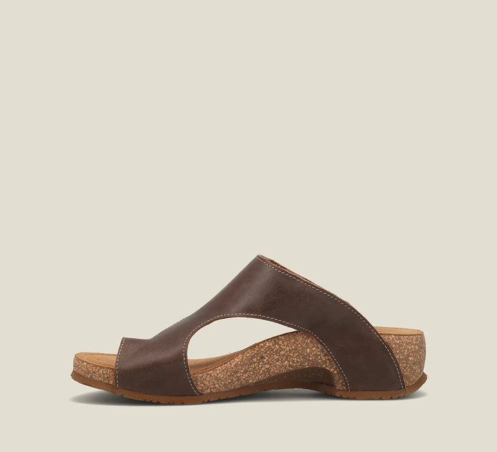 Taos Women’s Loop Mocha - Orleans Shoe Co.