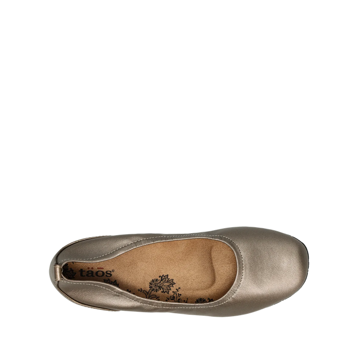 Taos Women's Chit Chat Champagne - Orleans Shoe Co.