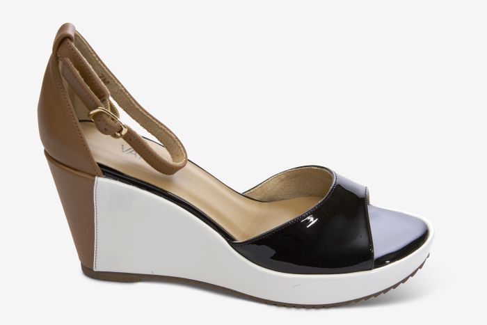 Vaneli Women’s Lemy Black Patent Combo - Orleans Shoe Co.