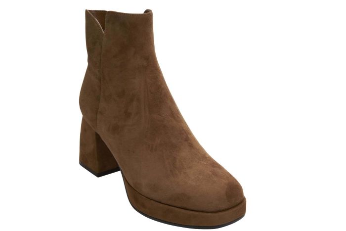 Vaneli 2024 suede boots