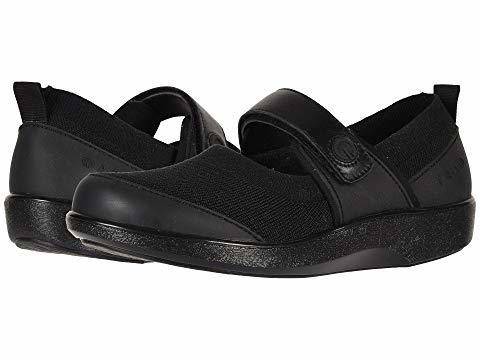 Women's Qutie All Black - Orleans Shoe Co.