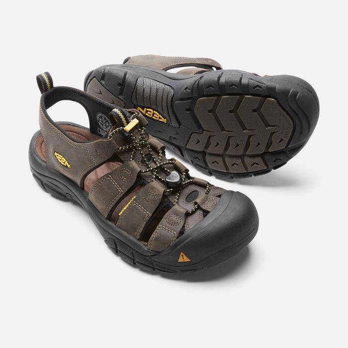 Keen men's sale newport sandals bison