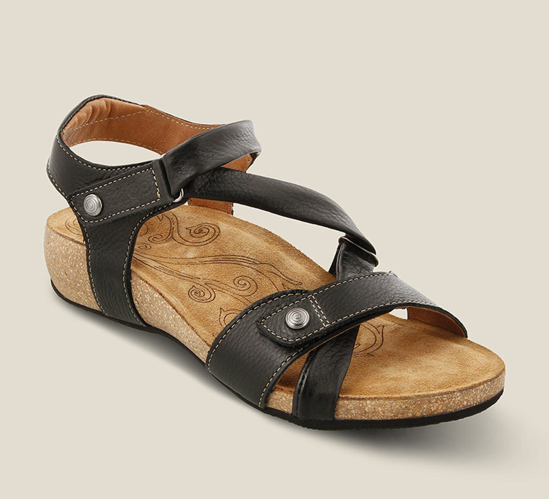 Women's Universe Black Sandal - Orleans Shoe Co.