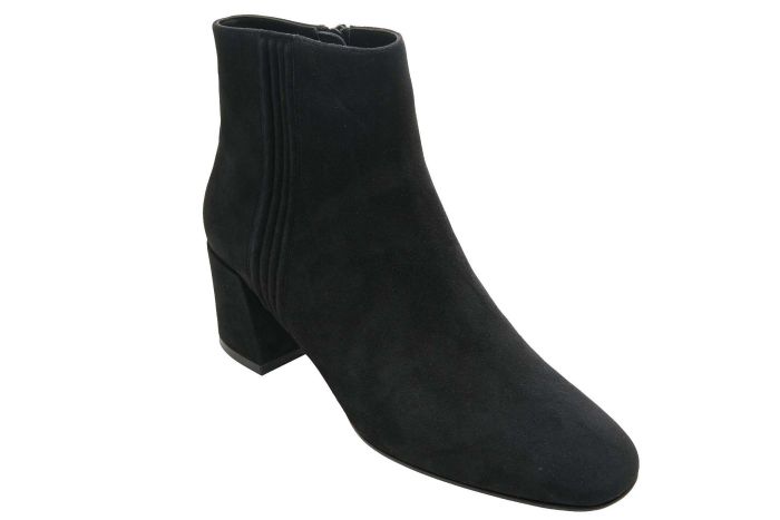 Women's Vaneli Sommet Black Suede - Orleans Shoe Co.