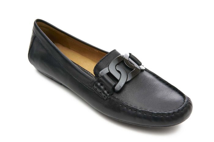 Women's Vaneli Aiker Black Glove Soft Nappa - Orleans Shoe Co.