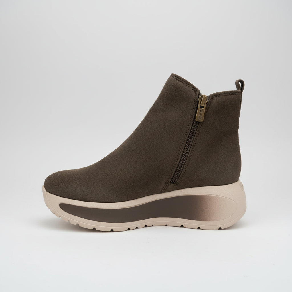 CallagHan Women&