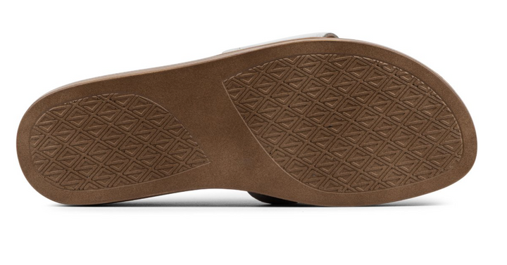 Donald Pliner Women's Fifi Silver - Orleans Shoe Co.