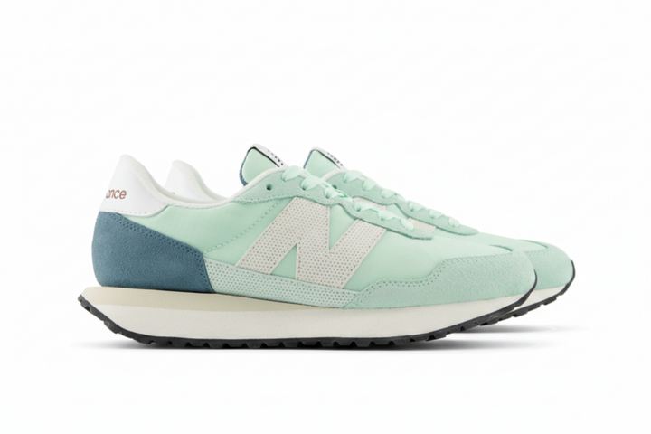 New Balance Women's W2376H2 Green White