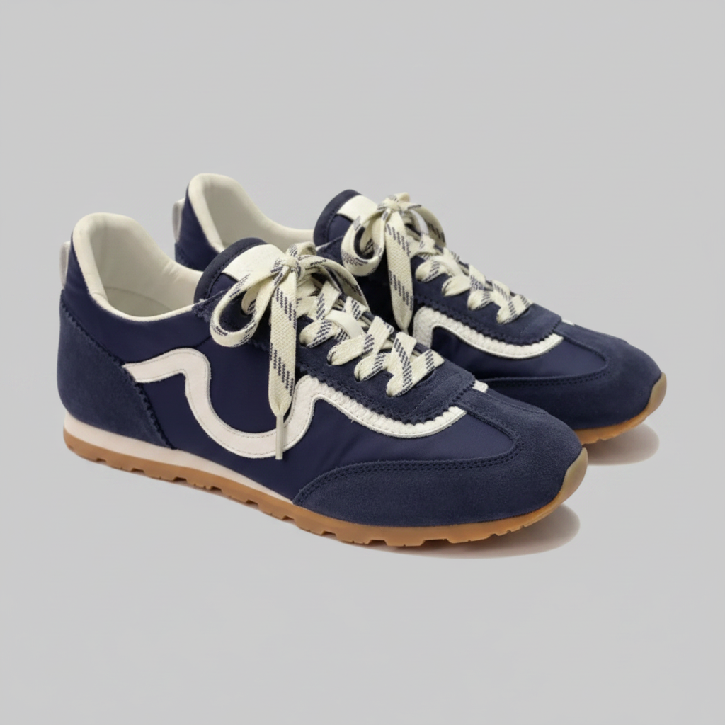 Vieux Women's The Riverbend Navy White