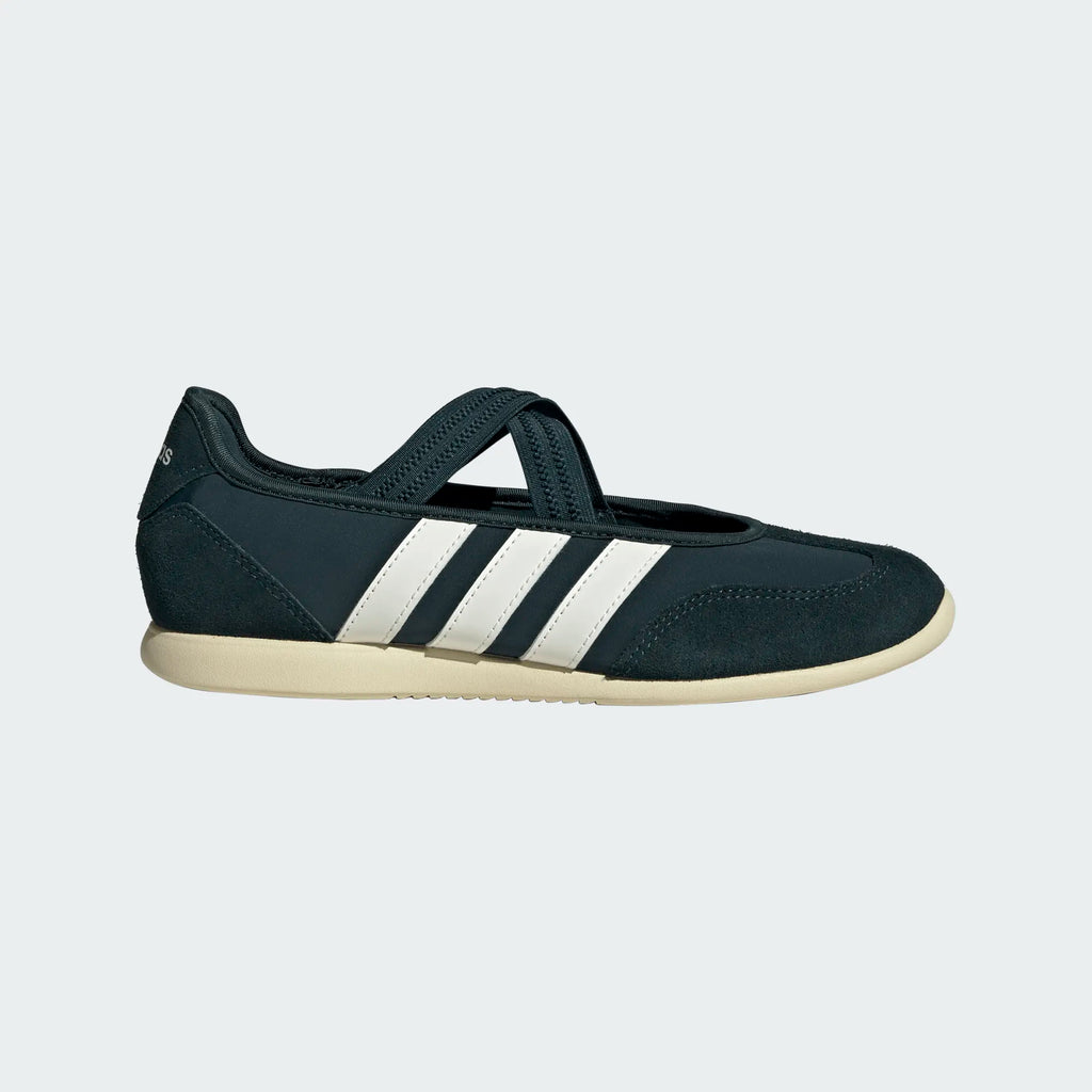 adidas Women's Barreda Mary Jane Flat - Blue - Ballerinas