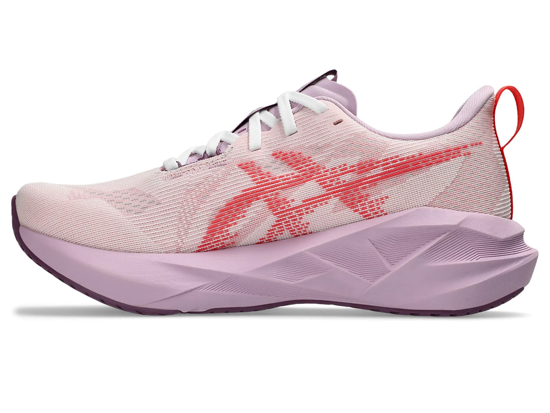 Asics Women's Novablast 5 White Coral Reef - Orleans Shoe Co.