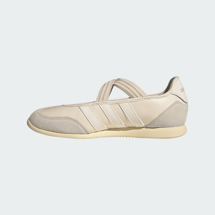 Adidas Women's Barreda Mary Jane Wonder White Off White Warm Vanilla HQ7399
