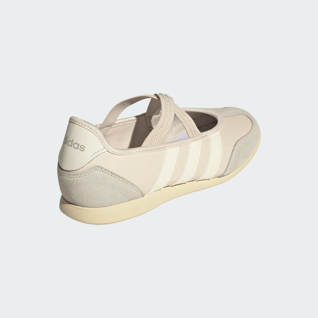 Adidas Women's Barreda Mary Jane Wonder White Off White Warm Vanilla HQ7399