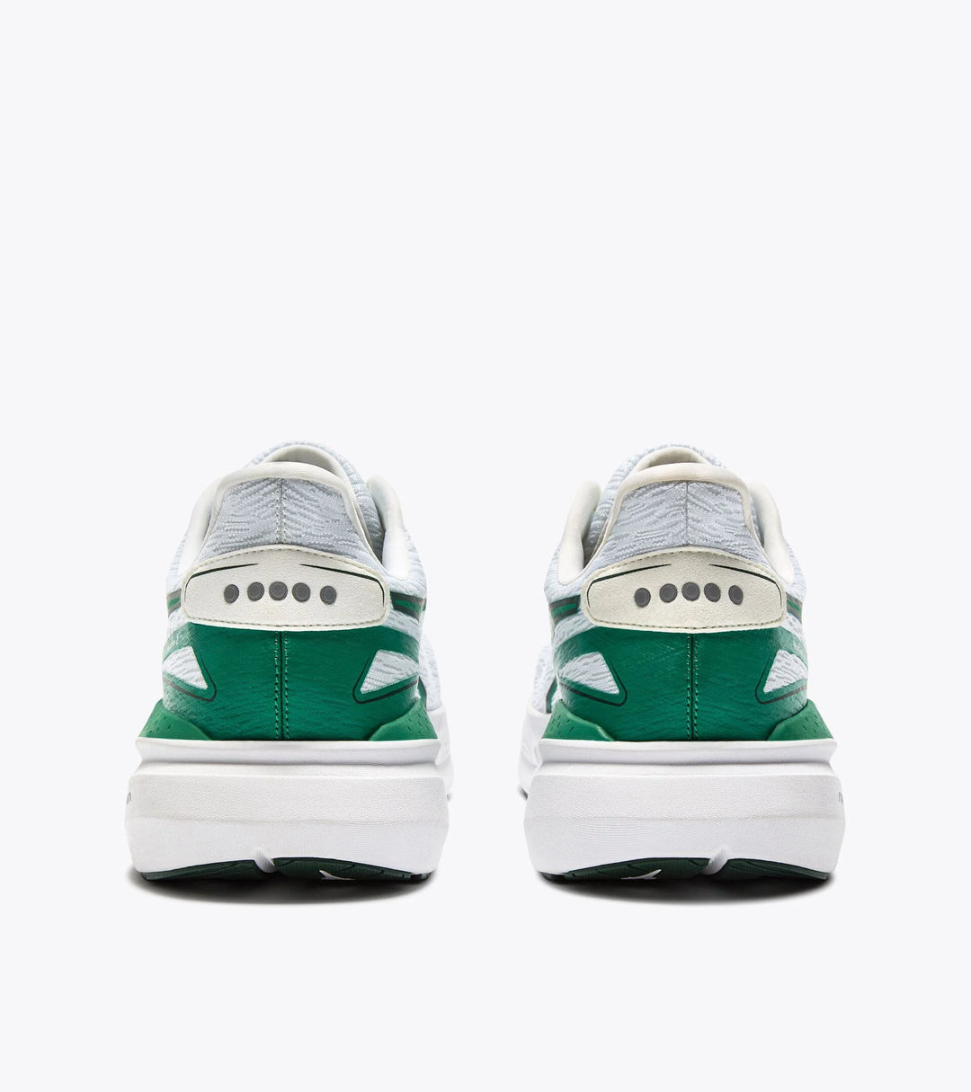 Diadora Men's Nucleo 2 White Bosphorus