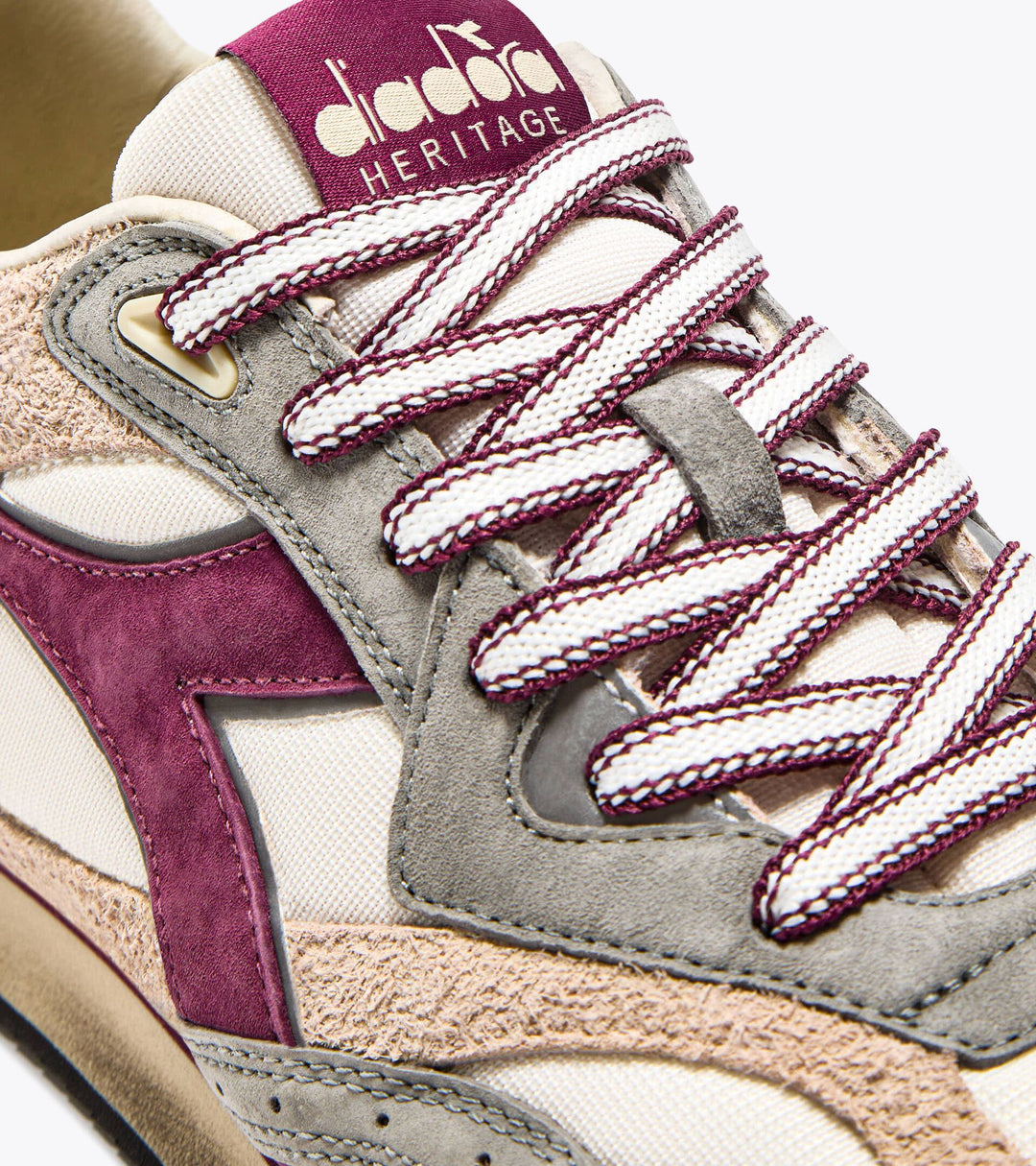 Diadora Women's Equipe Revenge Used White Wild Dove