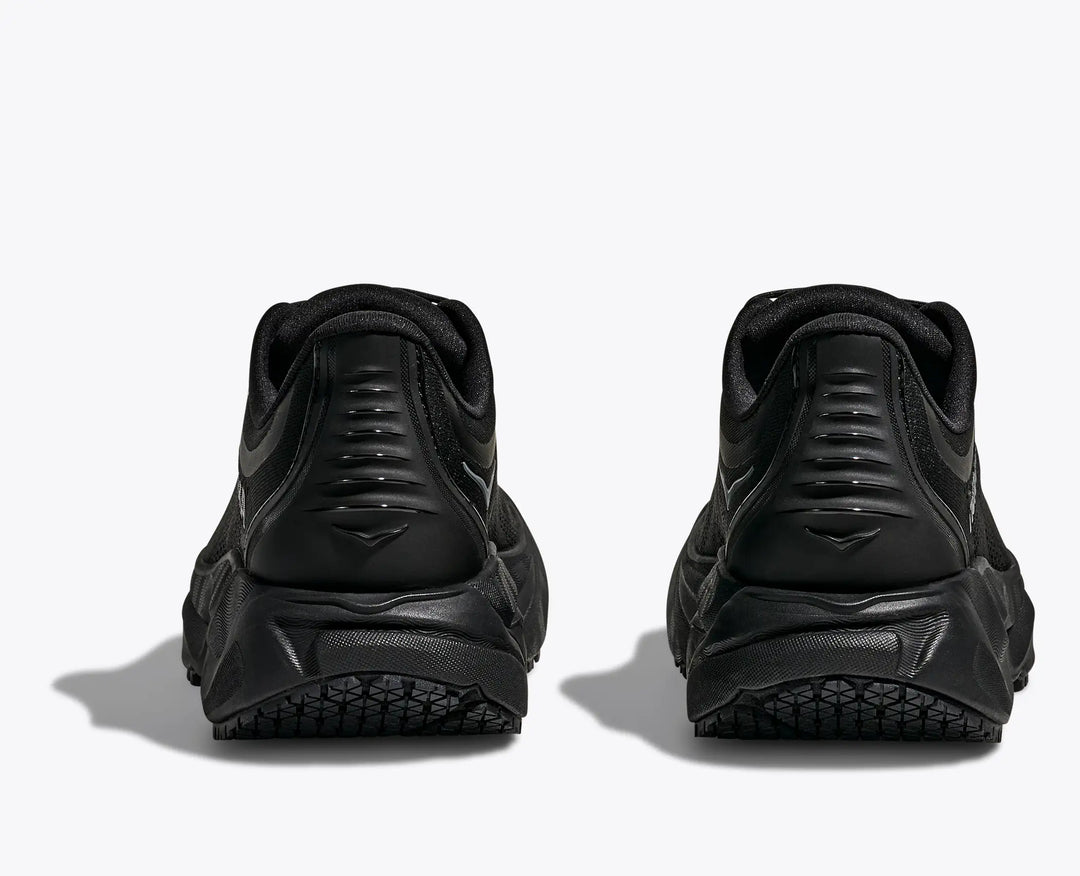 Hoka Women's Arahi Slip Resistant Black Black