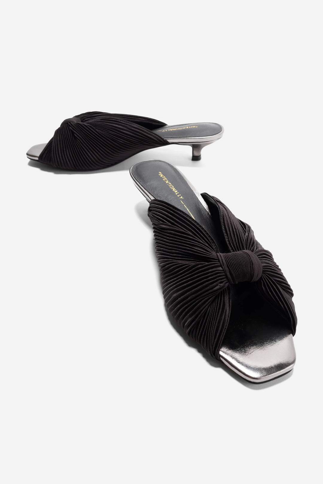Intentionally Blank Women's Curfew Black - Orleans Shoe Co.