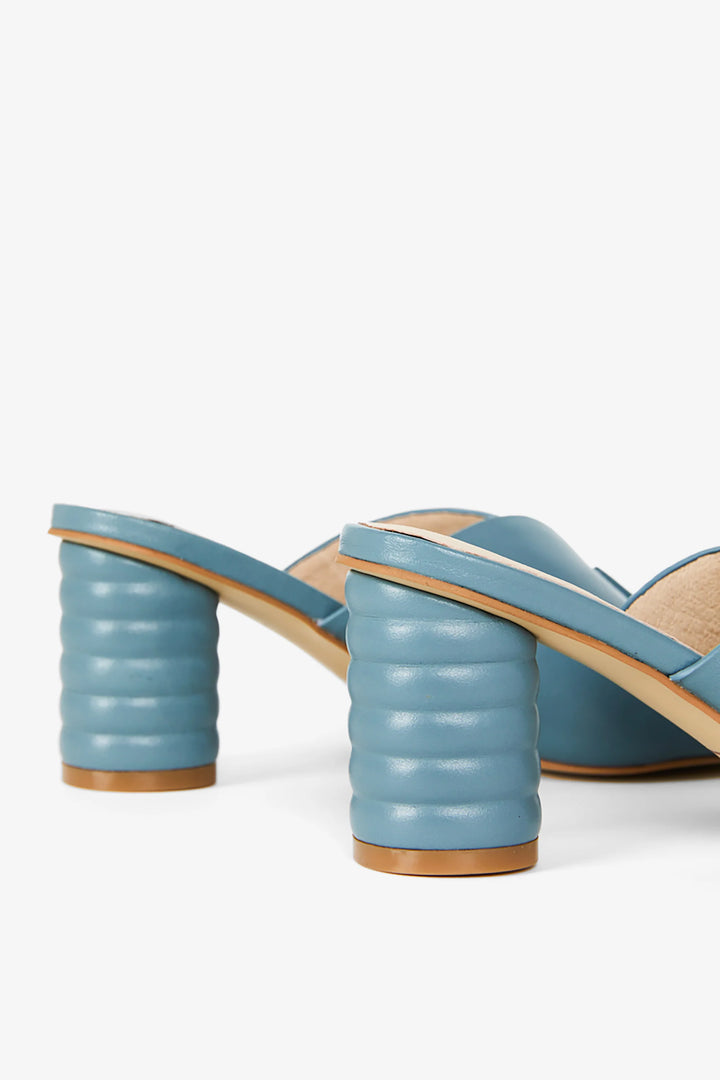 Intentionally Blank Women's Kamika Blue - Orleans Shoe Co.
