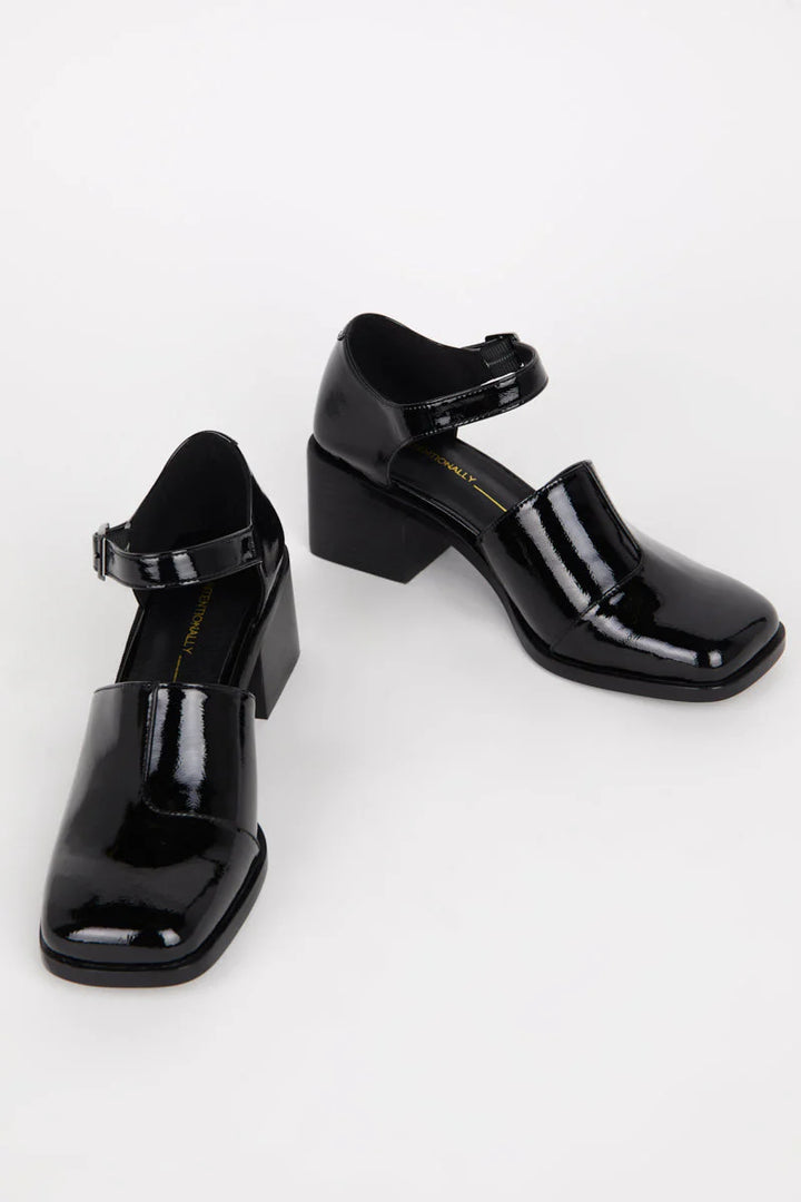 Intentionally Blank Women's Marty Black - Orleans Shoe Co.