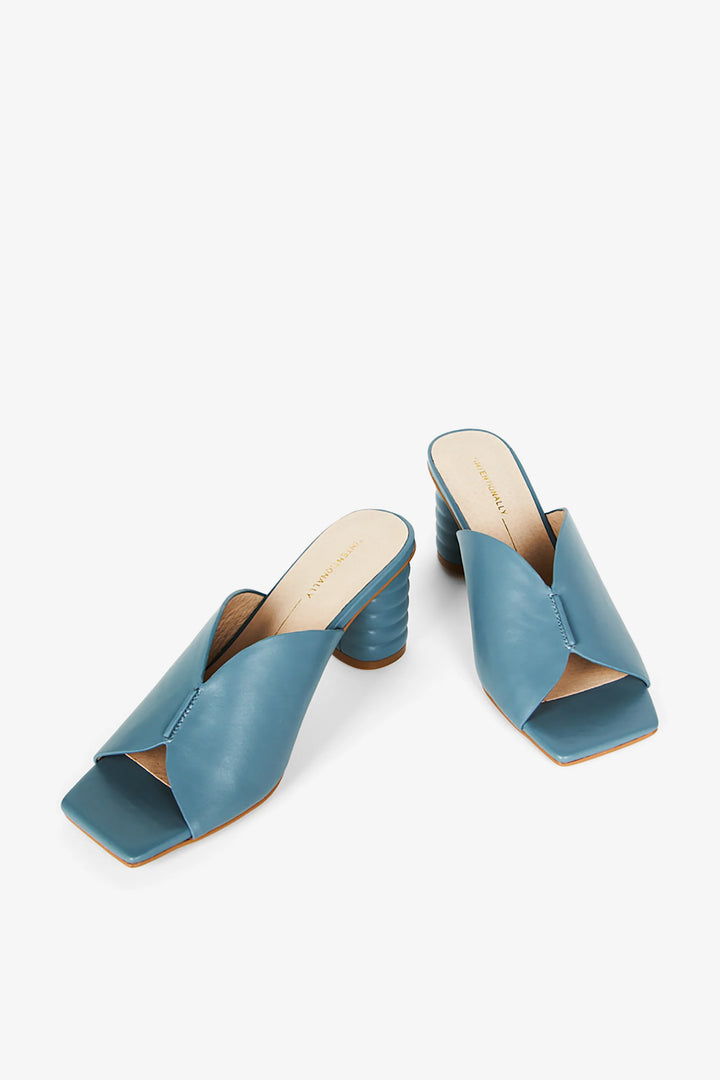 Intentionally Blank Women's Kamika Blue - Orleans Shoe Co.