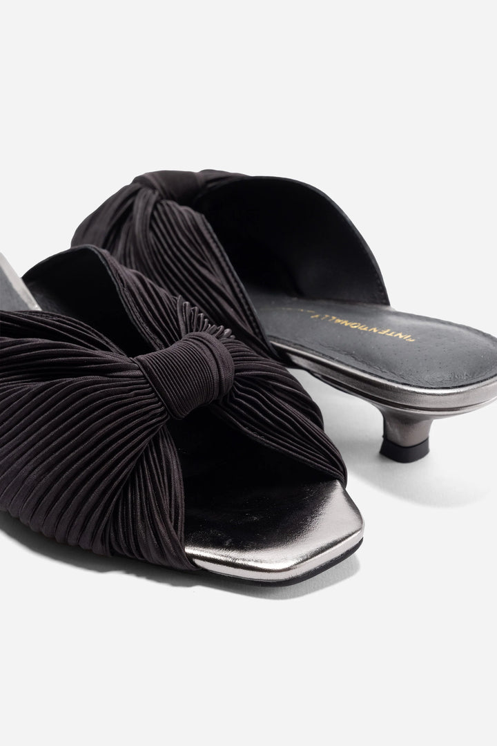 Intentionally Blank Women's Curfew Black - Orleans Shoe Co.