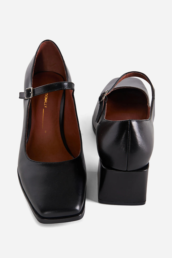 Intentionally Blank Women's Christopher Black
