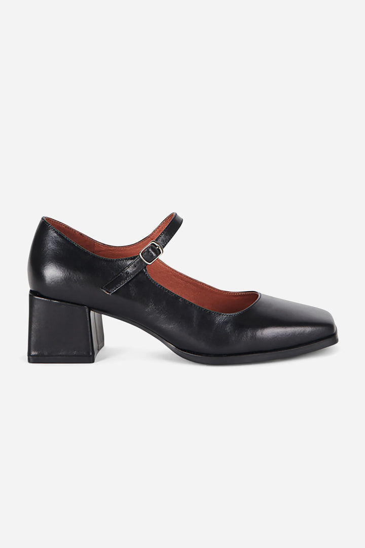 Intentionally Blank Women's Christopher Black