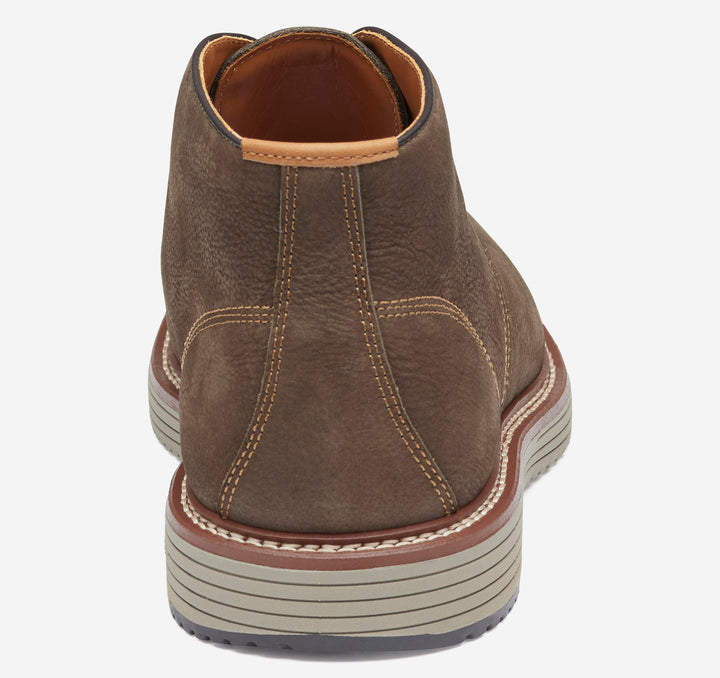 Johnston & Murphy Upton Chukka Brown Nubuck