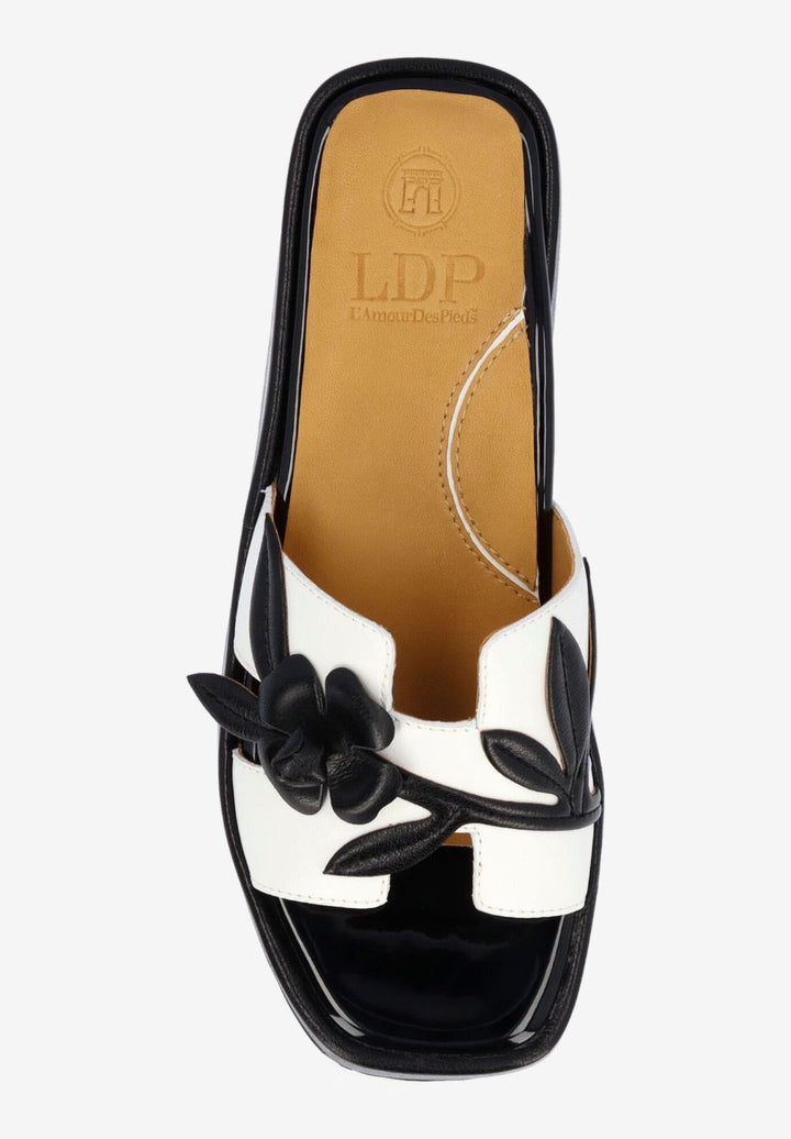 L'Amour Des Pieds Women's Aldara White Black Capri Kid - Orleans Shoe Co.