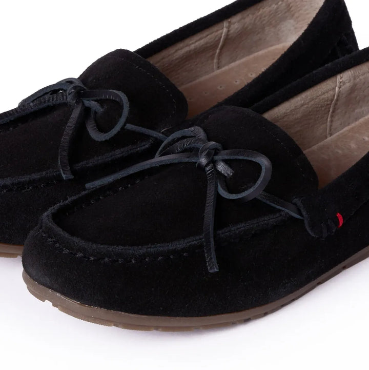 Minnetonka Women's Loafer Moc Black - Orleans Shoe Co.