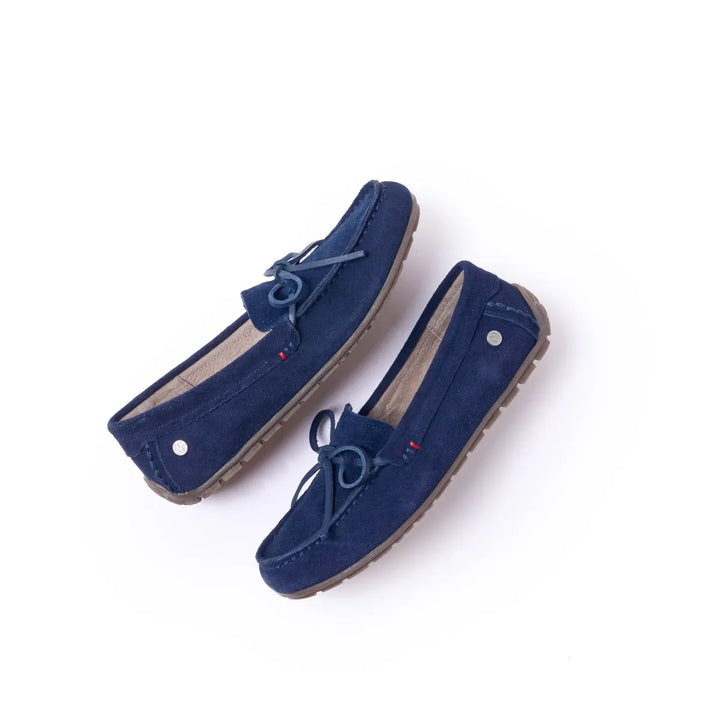 Minnetonka Women's Loafer Moc Navy - Orleans Shoe Co.