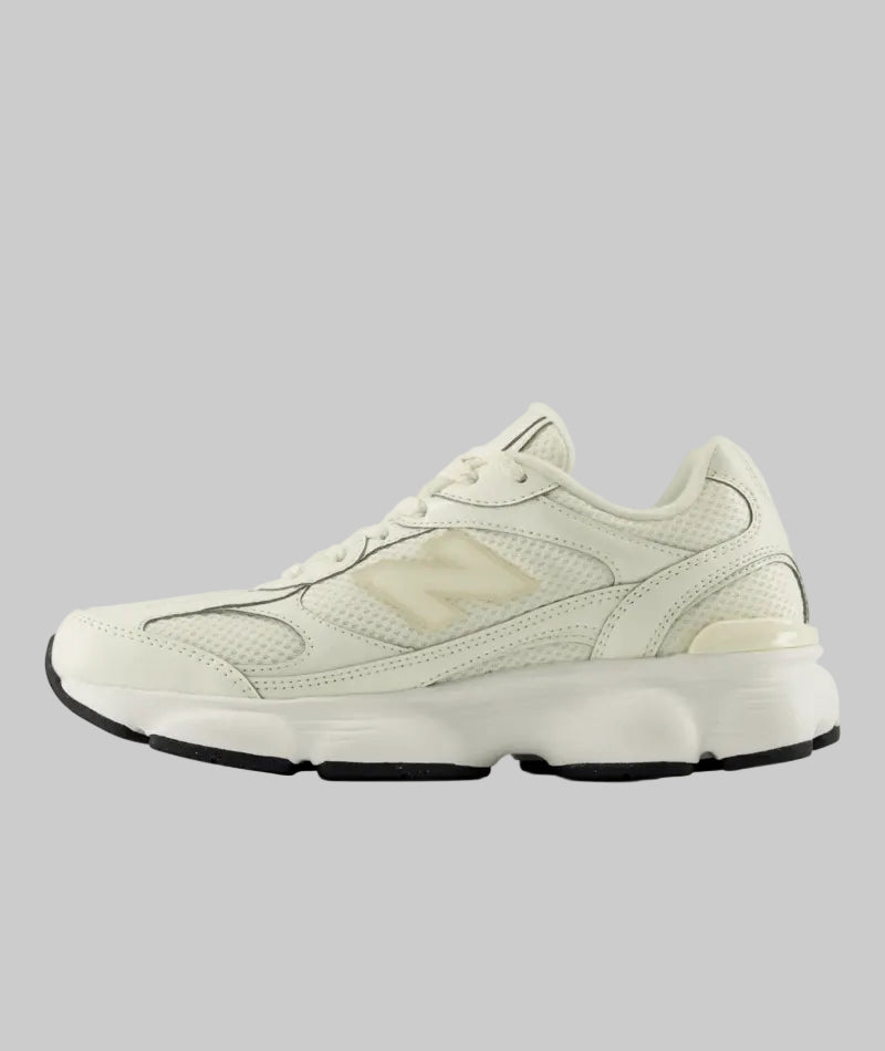 New Balance Women&