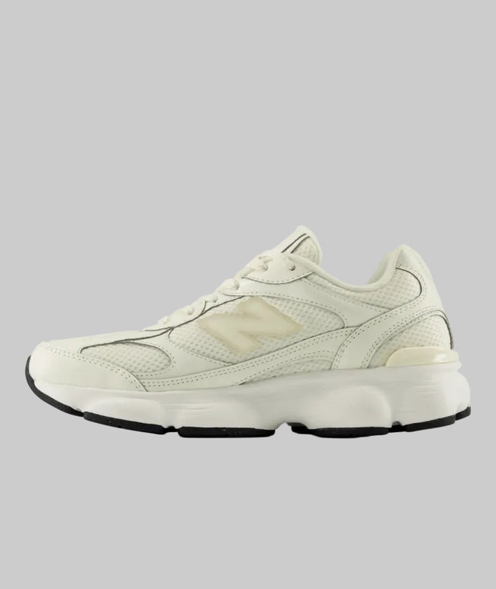 New Balance Women&