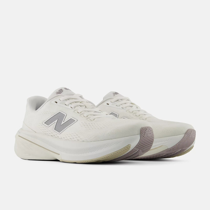 New Balance Women&