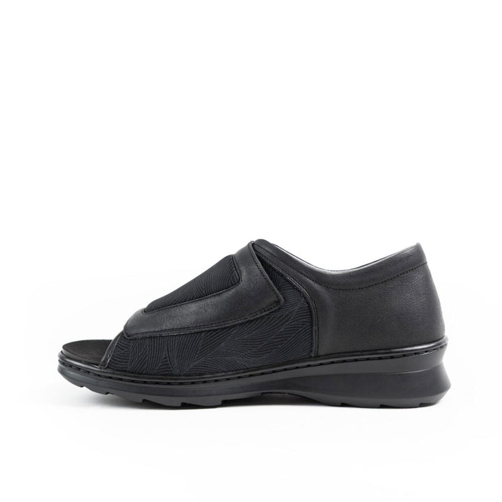 NexGrip Canada Women's Lucy Black - Orleans Shoe Co.