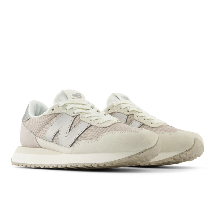 New Balance Women's W237MSB Beige White