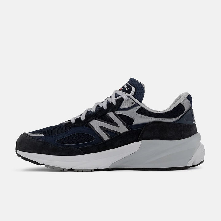 New Balance Women’s W990NV6 Navy with White