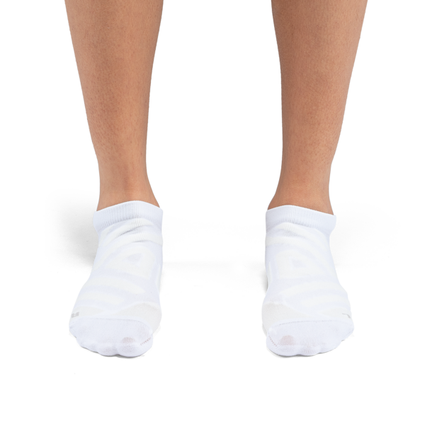 On Women’s Performance Low Socks White Ivory - Orleans Shoe Co.