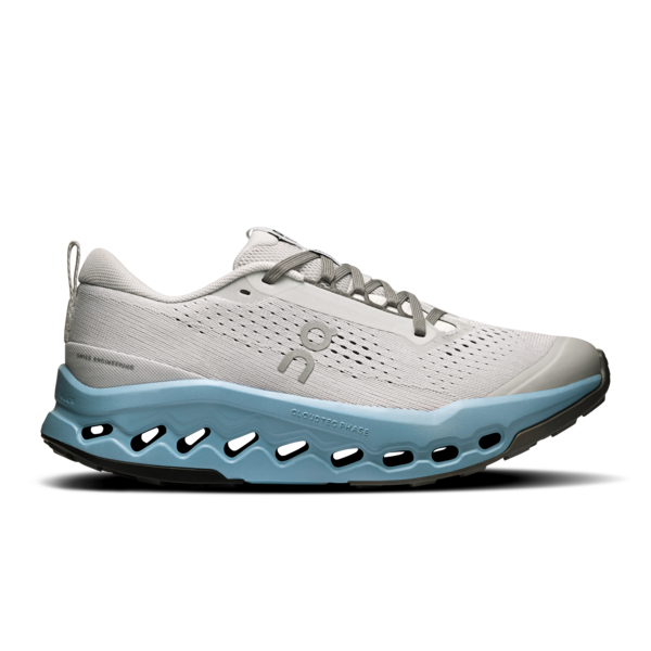 On Women's Cloudsurfer Trail 2 Glacier Dust
