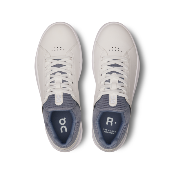 On Women’s The Roger Advantage White Fossil