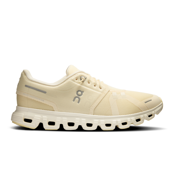 On Women's Cloud 6 Castor Ivory