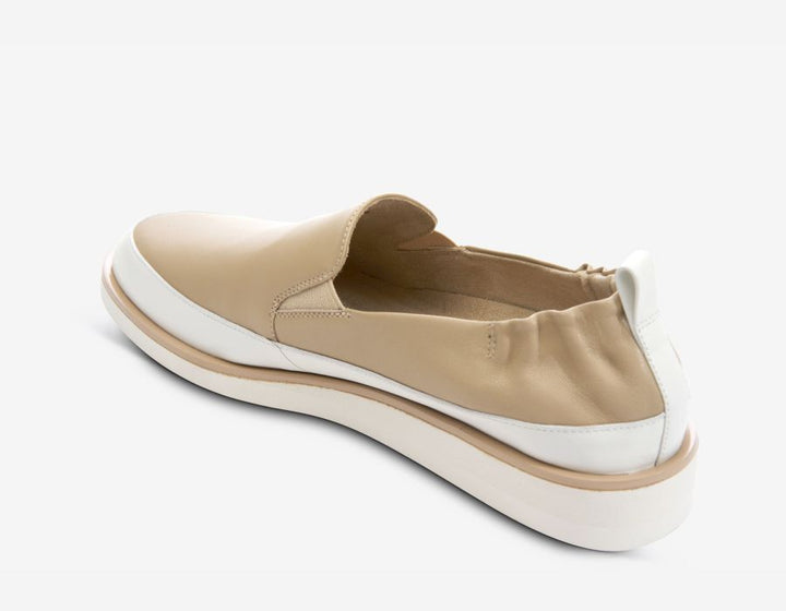 Vaneli Women's Quin Ecru White Nappa
