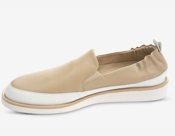 Vaneli Women's Quin Ecru White Nappa